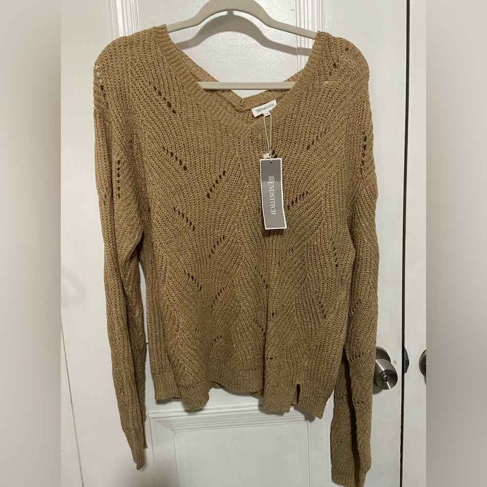 Women’s Crochet Top